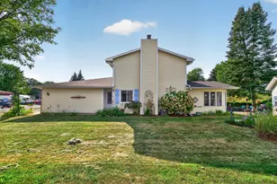 16614 Terrey Pine Dr, Eden Prairie, MN 55347 - Photo 33