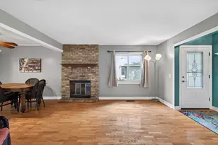 16614 Terrey Pine Dr, Eden Prairie, MN 55347 - Photo 5