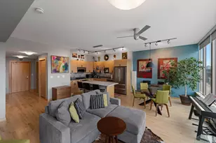 215 10th Ave S, Minneapolis, MN 55415 - Photo 9