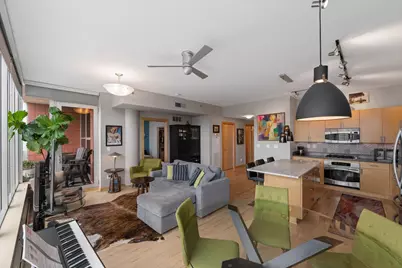 215 10th Avenue S #632, Minneapolis, MN 55415 - Photo 5