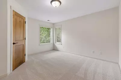 21180 Wellington Place, Lakeville, MN 55044 - Photo 37