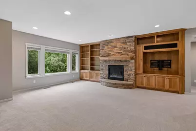 21180 Wellington Place, Lakeville, MN 55044 - Photo 41