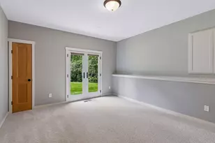 21180 Wellington Pl, Lakeville, MN 55044 - Photo 47
