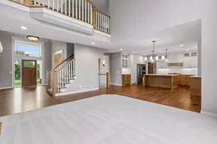 21180 Wellington Pl, Lakeville, MN 55044 - Photo 17