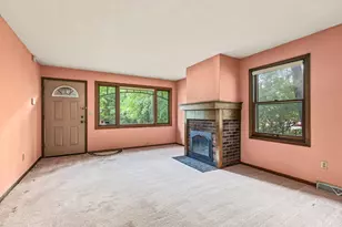 1677 Burns Ave, Saint Paul, MN 55106 - Photo 3