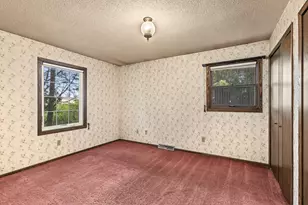 1677 Burns Ave, Saint Paul, MN 55106 - Photo 13