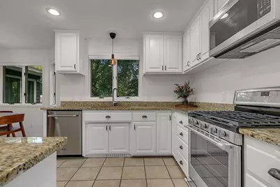 2008 Shannon Drive, Saint Cloud, MN 56301 - Photo 7