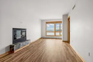 4100 Shoreline Dr, Spring Park, MN 55384 - Photo 11