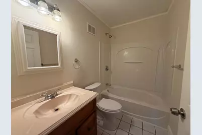 868 Wescott Square, Eagan, MN 55123 - Photo 13