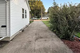 609 Washington Ave, Fairmont, MN 56031 - Photo 47