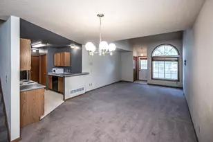 13826 Granada Way, Apple Valley, MN 55124 - Photo 7