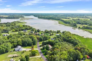 31795 Lakeway Dr NE, Cambridge, MN 55008 - Photo 3