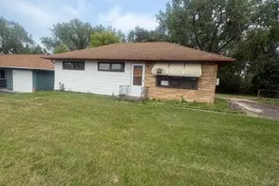 2594 Fairview Ave N, Roseville, MN 55113 - Photo 1