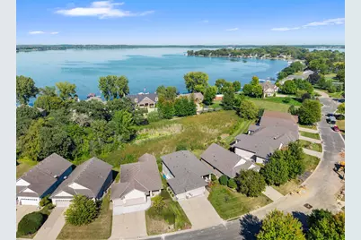 1404 Beachcomber Boulevard, Waconia, MN 55387 - Photo 3