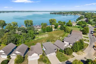 1404 Beachcomber Blvd, Waconia, MN 55387 - Photo 3