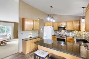 13247 Yorktown Ln N, Champlin, MN 55316 - Photo 9
