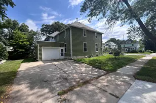 903 1st St SE, Rochester, MN 55904 - Photo 3