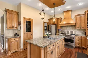 8964 Almquist Way, Inver Grove Heights, MN 55077 - Photo 13