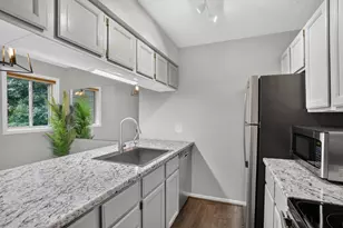 2170 Ridge Dr, Saint Louis Park, MN 55416 - Photo 5