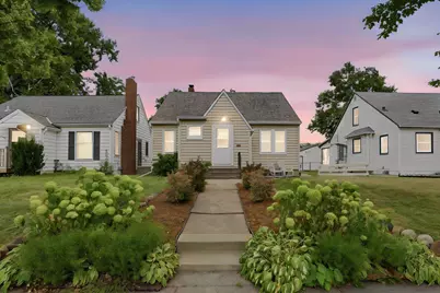 1238 Grotto Street N, Saint Paul, MN 55117 - Photo 1