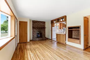 617 E Lincoln Rd, New Richmond, WI 54017 - Photo 7