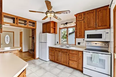 617 E Lincoln Road, New Richmond, WI 54017 - Photo 11