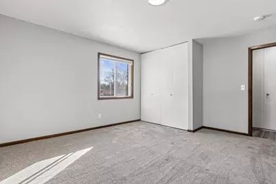 2210 Eldridge Ave E #203, North Saint Paul, MN 55109 - Photo 7