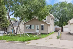 2310 Rockwood Ave, Saint Paul, MN 55116 - Photo 1