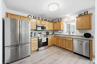 17530 Gillette Way #7052, Lakeville, MN 55044 - Photo 11