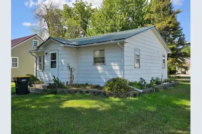 204 5th Avenue W, Lamberton, MN 56152 - Photo 3