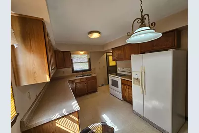 204 5th Avenue W, Lamberton, MN 56152 - Photo 7