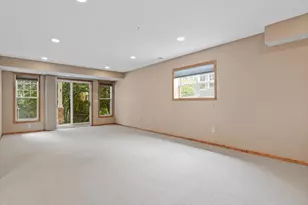 198 Thompson Ave E, West Saint Paul, MN 55118 - Photo 17