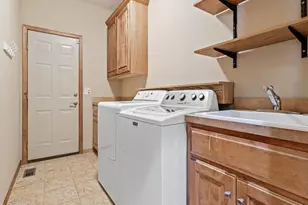 198 Thompson Ave E, West Saint Paul, MN 55118 - Photo 21