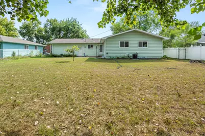 2503 14th Street S, Moorhead, MN 56560 - Photo 25