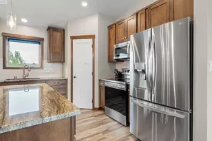 1404 20th St NE, Austin, MN 55912 - Photo 23