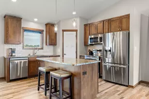 1404 20th St NE, Austin, MN 55912 - Photo 15