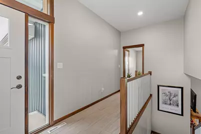 1404 20th Street NE, Austin, MN 55912 - Photo 5