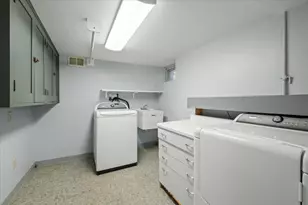 3323 Arthur Street NE, Minneapolis, MN 55418 - Photo 29