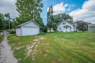315 W 6th St, Blue Earth, MN 56013 - Photo 37