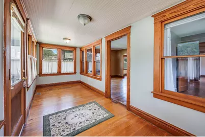 315 W 6th Street, Blue Earth, MN 56013 - Photo 3