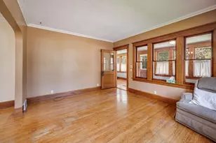 315 W 6th St, Blue Earth, MN 56013 - Photo 5