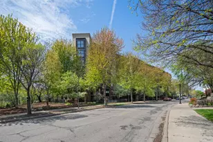 317 Groveland Ave, Minneapolis, MN 55403 - Photo 31