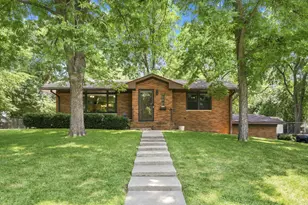 205 Lake St SW, Hutchinson, MN 55350 - Photo 1