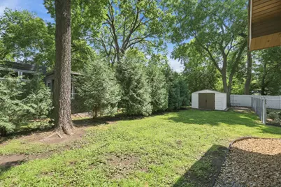 205 Lake Street SW, Hutchinson, MN 55350 - Photo 31