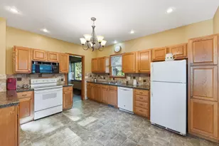 516 4th St SE, Willmar, MN 56201 - Photo 7