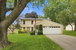 12100 50th Ave N, Plymouth, MN 55442 - Photo 1