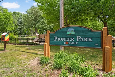 1784 Dunlap Street N, Roseville, MN 55113 - Photo 31