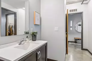 730 N 4th St, Minneapolis, MN 55401 - Photo 17
