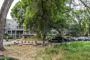 135 Viking Dr E, Little Canada, MN 55117 - Photo 27