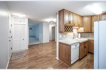 135 Viking Drive E #102, Little Canada, MN 55117 - Photo 3